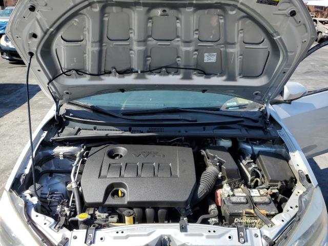 5YFBURHE6EP131514 - 2014 TOYOTA COROLLA L SILVER photo 11