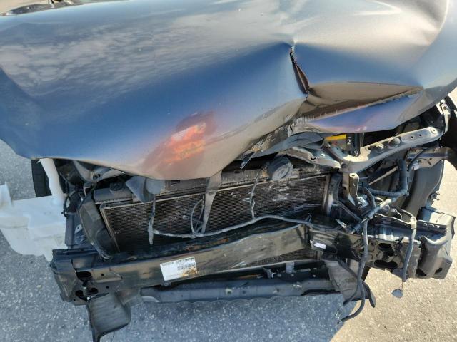 4T1BF1FK9HU379151 - 2017 TOYOTA CAMRY LE GRAY photo 11