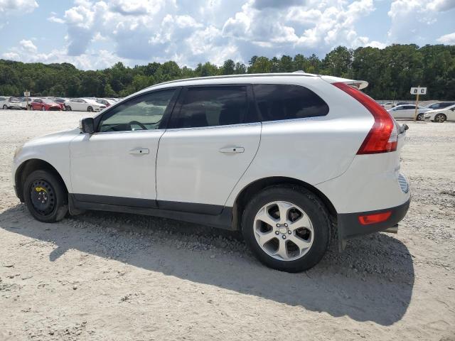 YV4952DL9D2384974 - 2013 VOLVO XC60 3.2 WHITE photo 2