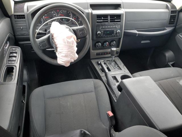 1C4PJMAK3CW200424 - 2012 JEEP LIBERTY SPORT 黑色 照片 8