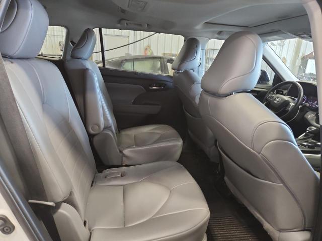 5TDHZRBH6MS095506 - 2021 TOYOTA HIGHLANDER XLE أبيض صورة 11