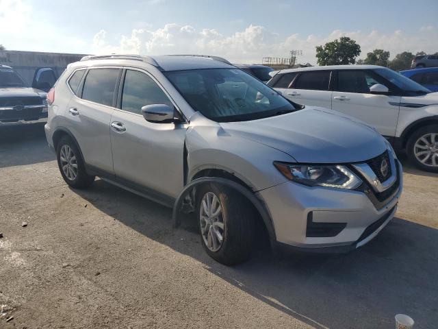 KNMAT2MV8KP534788 - 2019 NISSAN ROGUE S SILVER photo 4