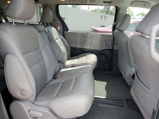 5TDYZ3DC1HS890063 - 2017 TOYOTA SIENNA XLE BLACK photo 11