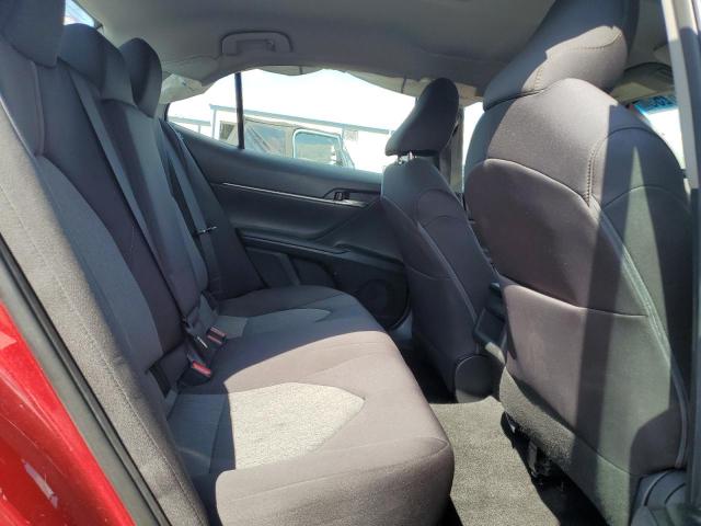 4T1B11HK9JU556489 - 2018 TOYOTA CAMRY L RED photo 10