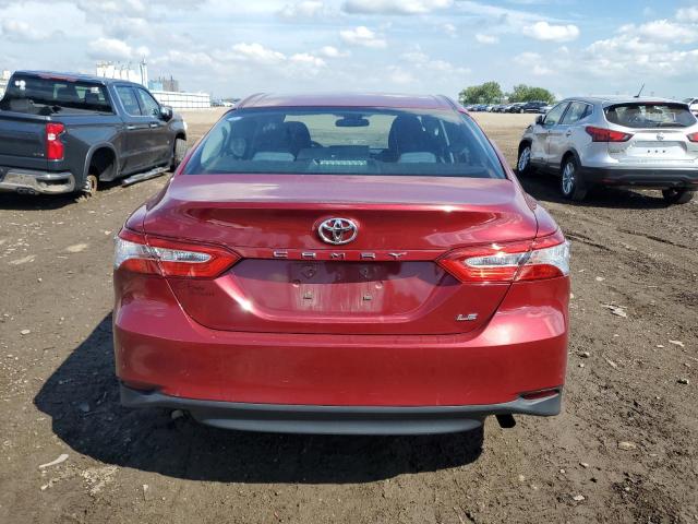 4T1B11HK9JU556489 - 2018 TOYOTA CAMRY L RED photo 6
