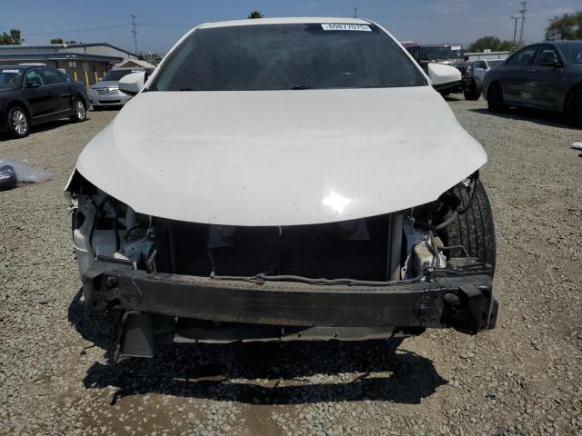 4T1BF1FK6FU043812 - 2015 TOYOTA CAMRY LE WHITE photo 5
