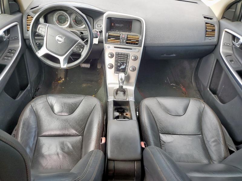 YV4902DZ4D2464766 - 2013 VOLVO XC60 T6 წითელი ფოტო 8