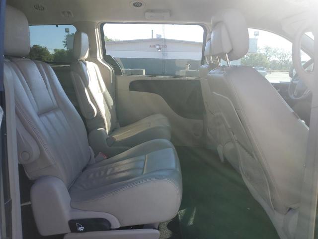 2A4RR8DG8BR680283 - 2011 CHRYSLER TOWN & COU TOURING L TAN photo 11