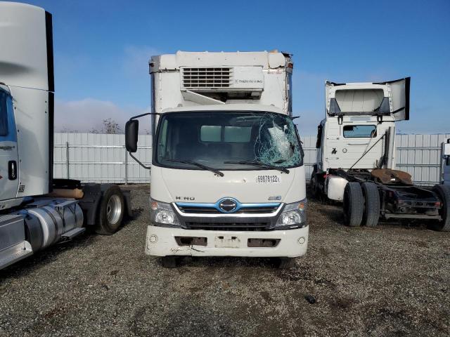 JHHRPM2H2FK001268 - 2015 HINO 195 WHITE photo 5