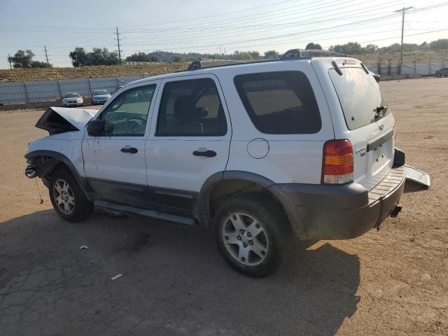 1FMCU93115KB03946 - 2005 FORD ESCAPE XLT WHITE photo 2