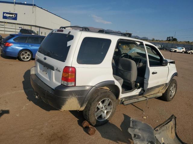 1FMCU93115KB03946 - 2005 FORD ESCAPE XLT WHITE photo 3