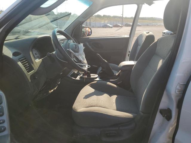 1FMCU93115KB03946 - 2005 FORD ESCAPE XLT WHITE photo 7
