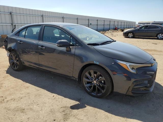 5YFS4MCE4SP229611 - 2025 TOYOTA COROLLA SE CHARCOAL photo 4