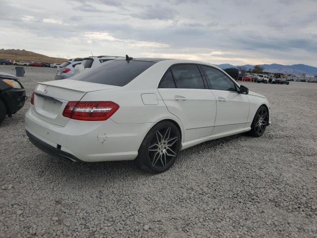WDDHF8JB7CA572221 - 2012 MERCEDES-BENZ E 350 4MATIC WHITE photo 3