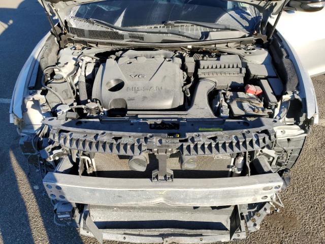 1N4AA6AP0JC368460 - 2018 NISSAN MAXIMA 3.5S SILVER photo 11