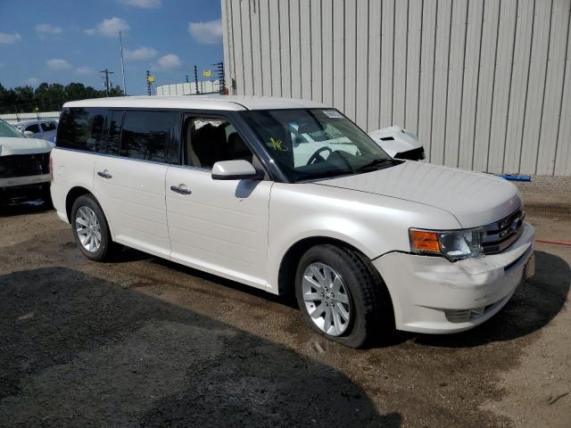 2FMDK52C29BA19978 - 2009 FORD FLEX SEL WHITE photo 4