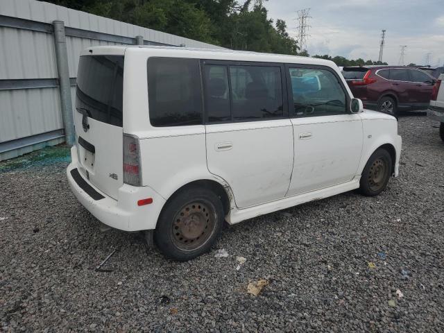 JTLKT324564096733 - 2006 TOYOTA SCION XB WHITE photo 3