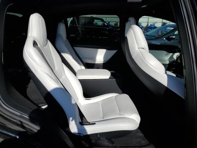 5YJXCBE43JF125929 - 2018 TESLA MODEL X BLACK photo 11