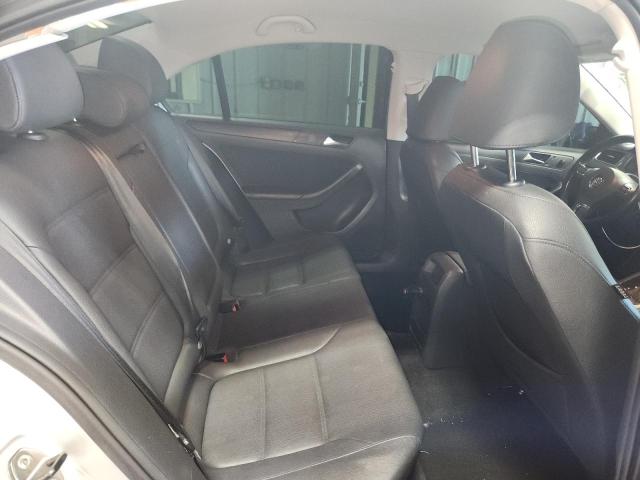 3VWDZ7AJ4BM348694 - 2011 VOLKSWAGEN JETTA SE SILVER photo 10