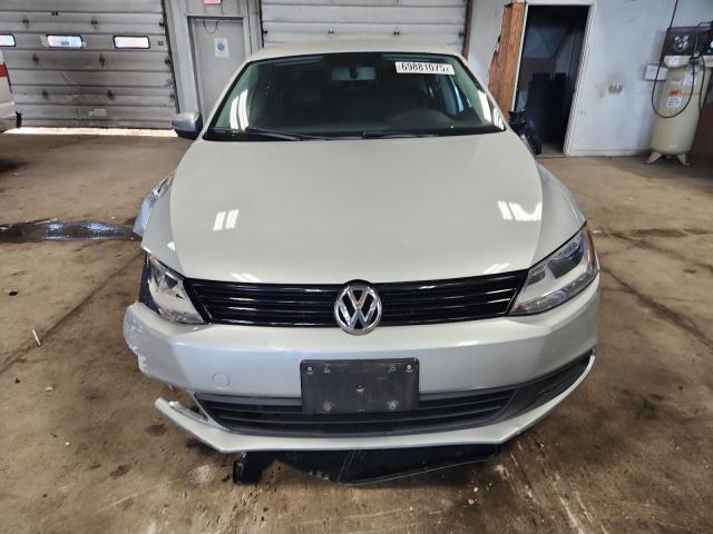 3VWDZ7AJ4BM348694 - 2011 VOLKSWAGEN JETTA SE SILVER photo 5