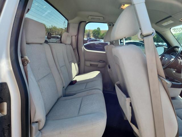 1GCEC19C78Z171139 - 2008 CHEVROLET SILVERADO C1500 Beyaz fotoğraf 10