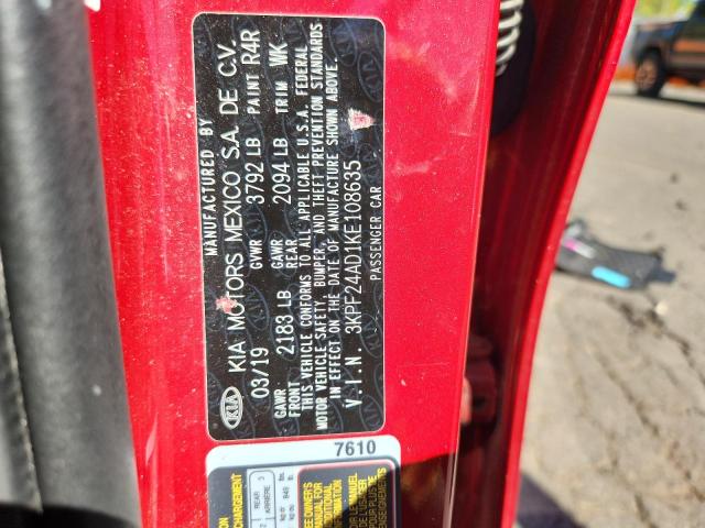 3KPF24AD1KE108635 - 2019 KIA FORTE FE Rot Foto 12