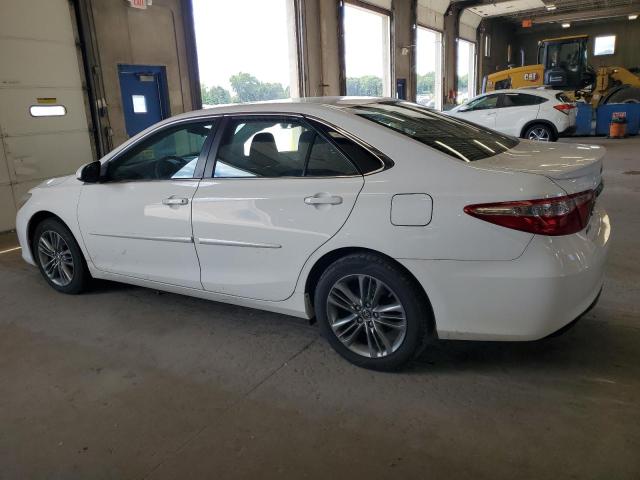 4T1BF1FK9GU258442 - 2016 TOYOTA CAMRY LE WHITE photo 2