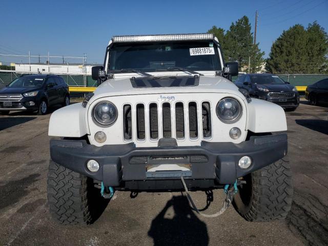 1C4BJWEG5GL173035 - 2016 JEEP WRANGLER UNLIMITED SAHARA WHITE photo 5