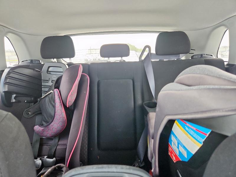 JA4AR3AU8KU010889 - 2019 MITSUBISHI OUTLANDER ES Weiß Foto 10