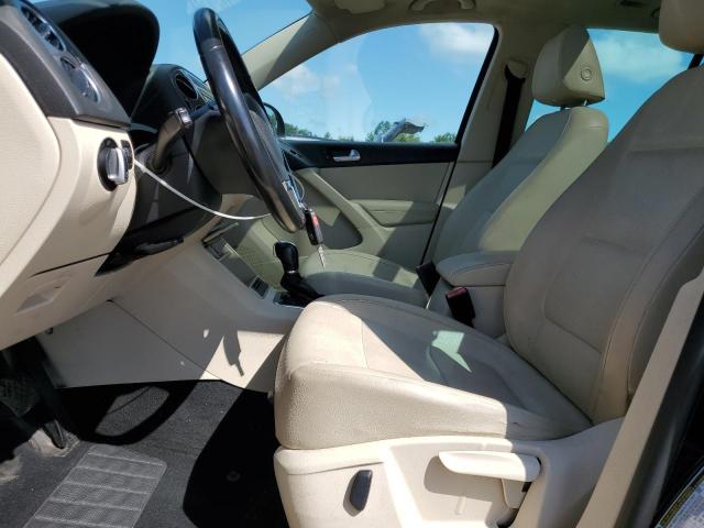 WVGBV7AX0CW599025 - 2012 VOLKSWAGEN TIGUAN S 黑色 照片 7