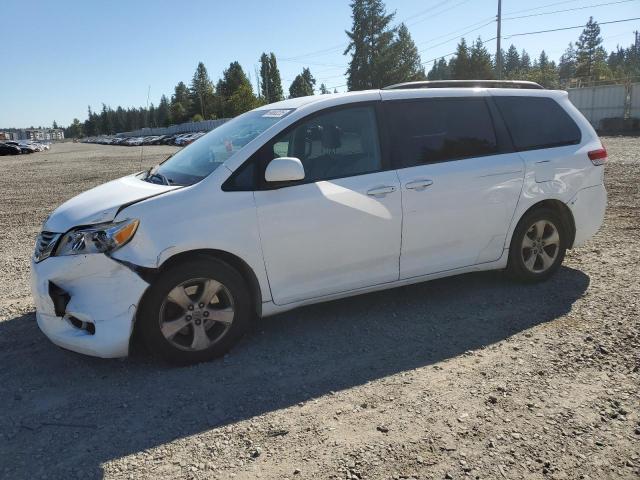 2013 TOYOTA SIENNA LE, 