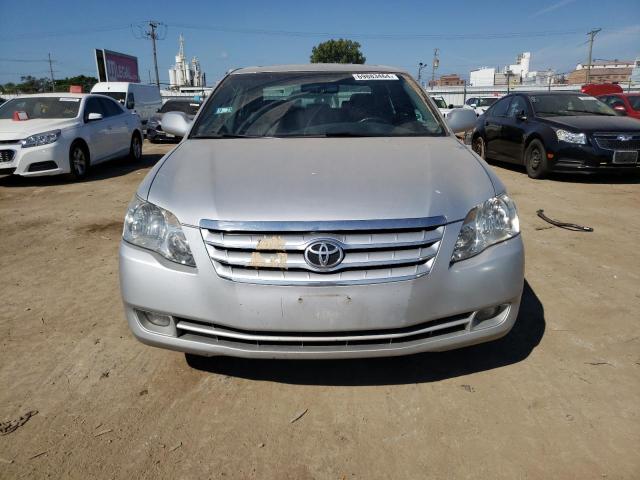 4T1BK36BX6U083138 - 2006 TOYOTA AVALON XL GRAY photo 5