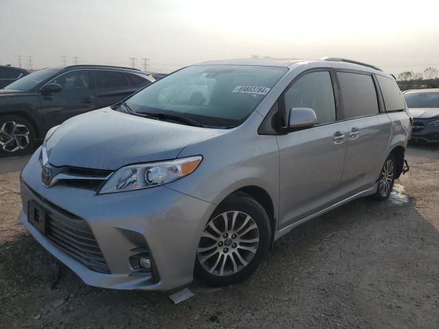 2019 TOYOTA SIENNA XLE, 