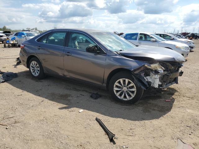 4T4BF1FK1GR525367 - 2016 TOYOTA CAMRY LE GRAY photo 4