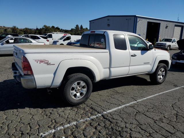 5TETU62N95Z068706 - 2005 TOYOTA TACOMA PRERUNNER ACCESS CAB WHITE photo 3