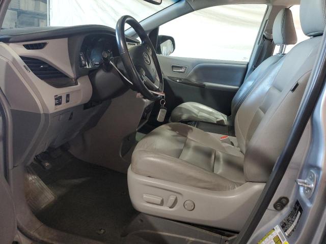 5TDYK3DC8FS681100 - 2015 TOYOTA SIENNA XLE SILVER photo 7