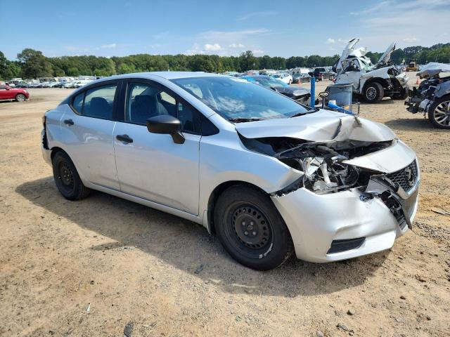 3N1CN8DV4LL860836 - 2020 NISSAN VERSA S SILVER photo 4