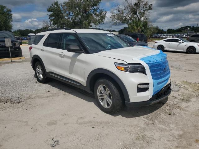 1FMSK8DH0NGA45385 - 2022 FORD EXPLORER XLT 白色 照片 4