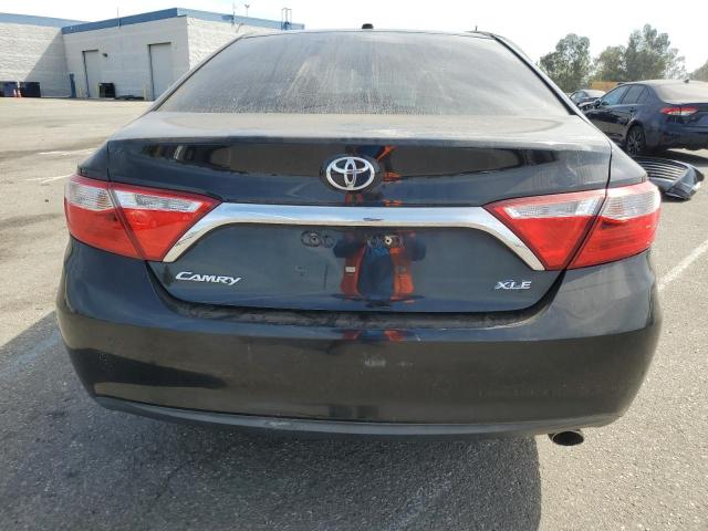 4T4BF1FK5GR558288 - 2016 TOYOTA CAMRY LE 灰色 照片 6