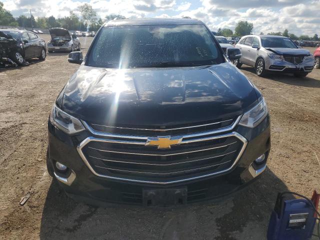 1GNERHKWXJJ100170 - 2018 CHEVROLET TRAVERSE LT შავი ფოტო 5