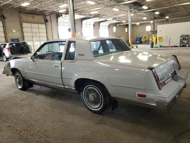 1G3AM4788CM507933 - 1982 OLDSMOBILE CUTLASS SU BROUGHAM WHITE photo 2