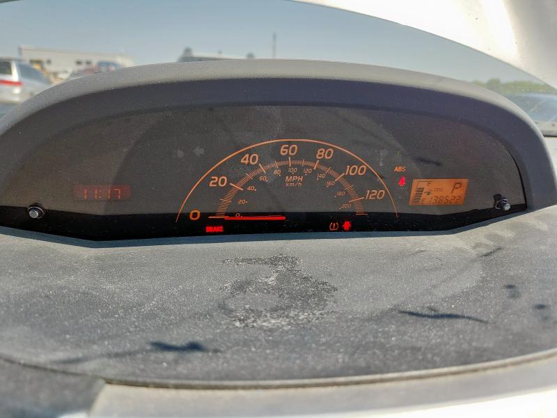 JTDKT903895235874 - 2009 TOYOTA YARIS SILVER photo 9