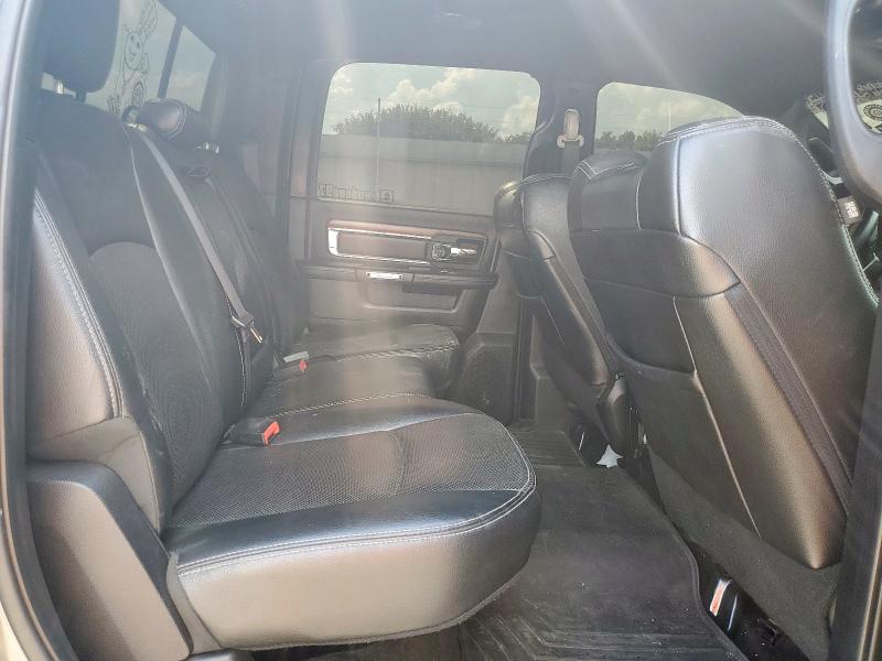 3C6UR5FL5FG646703 - 2015 RAM 2500 LARAMIE 灰色 照片 10