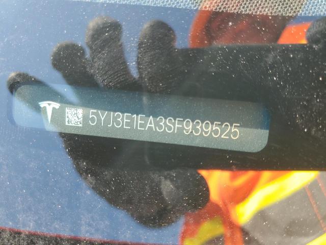 5YJ3E1EA3SF939525 - 2025 TESLA MODEL 3 RED photo 12