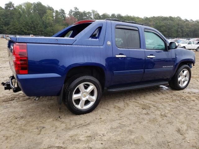 3GNTKFE71DG223334 - 2013 CHEVROLET AVALANCHE LT BLUE photo 3