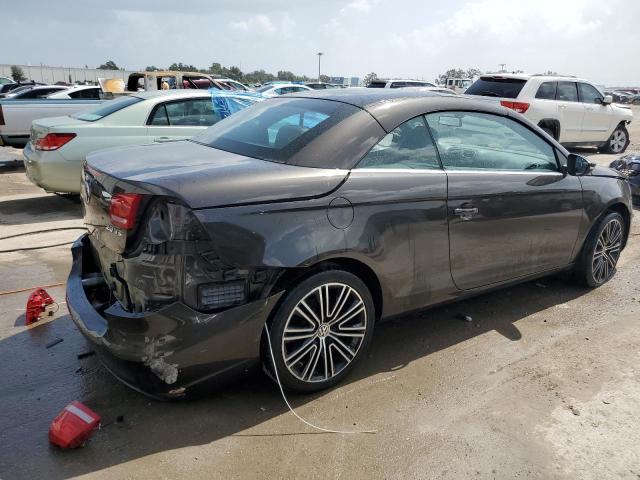 WVWFW8AH7FV002089 - 2015 VOLKSWAGEN EOS LUX 石墨色 照片 3