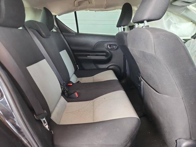 JTDKDTB39G1120924 - 2016 TOYOTA PRIUS C 黑色 照片 10