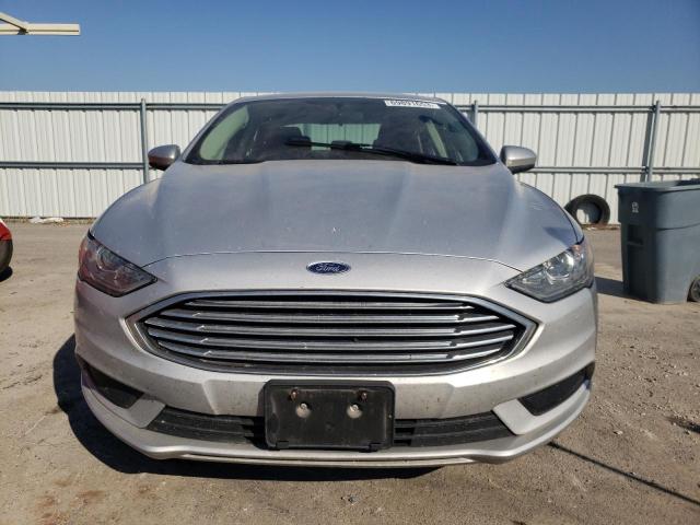 3FA6P0H7XHR149136 - 2017 FORD FUSION SE SILVER photo 5