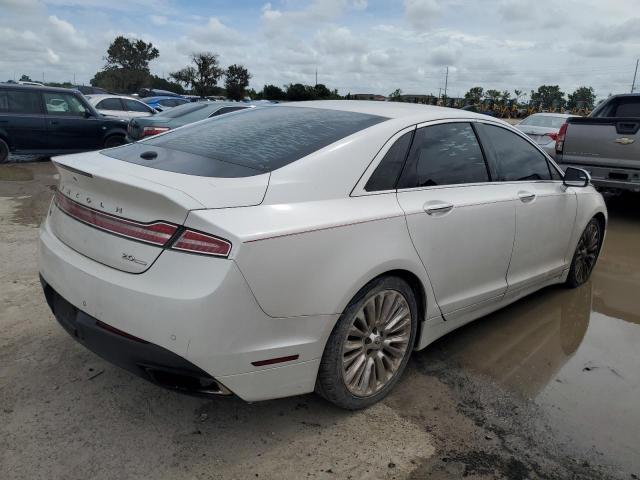 3LN6L2G95DR809478 - 2013 LINCOLN MKZ WHITE photo 3