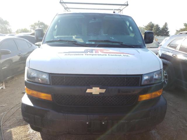 1GCWGAFG6L1123560 - 2020 CHEVROLET EXPRESS G2 WHITE photo 5